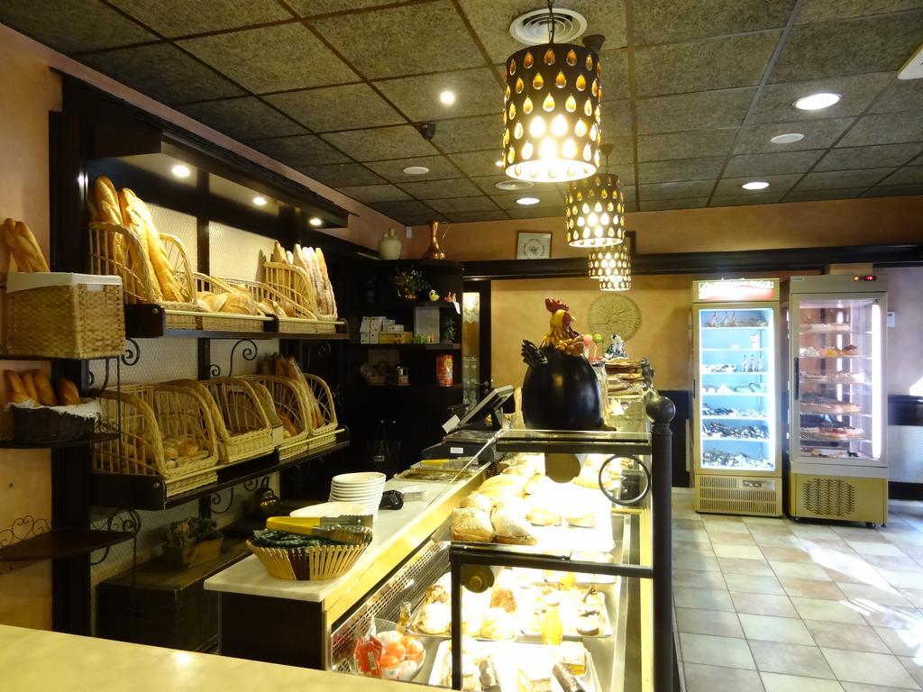 מלון אנדורה לה ולה Hostal Cal Forner מראה חיצוני תמונה