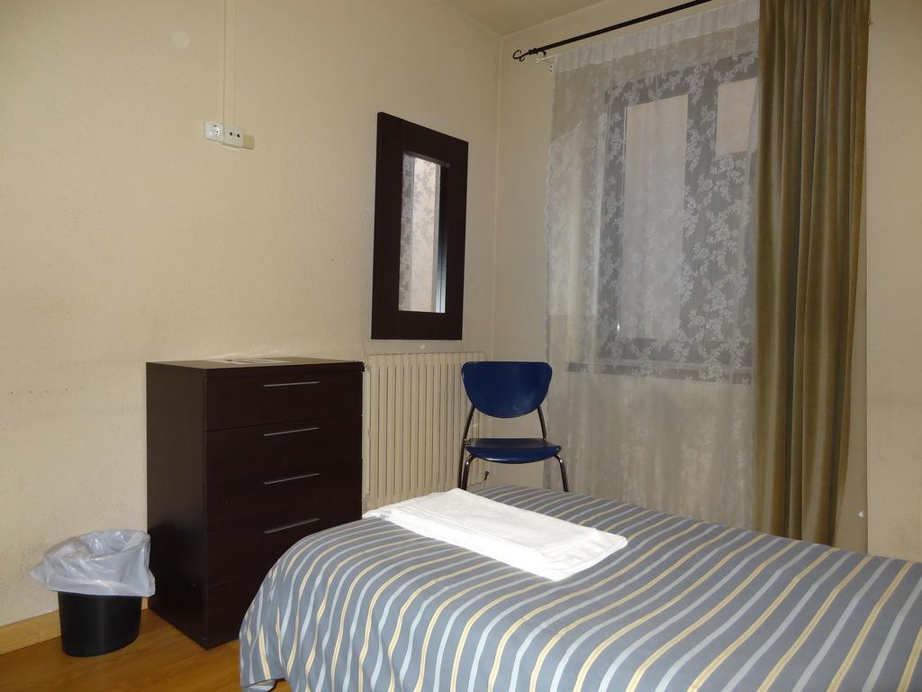 מלון אנדורה לה ולה Hostal Cal Forner חדר תמונה