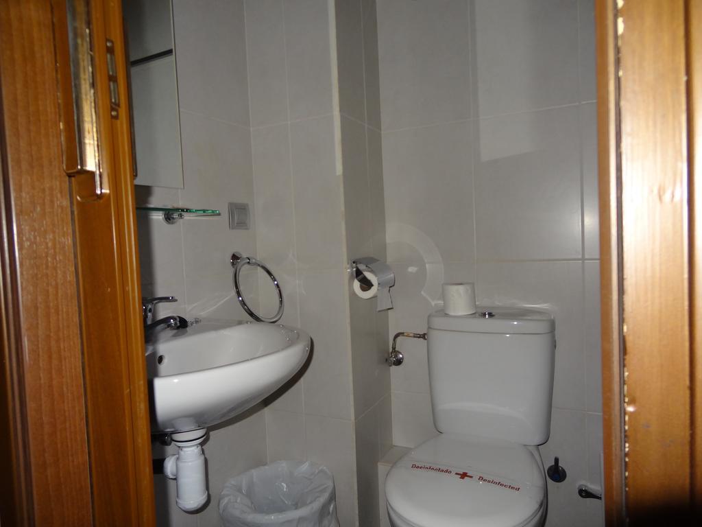 מלון אנדורה לה ולה Hostal Cal Forner חדר תמונה