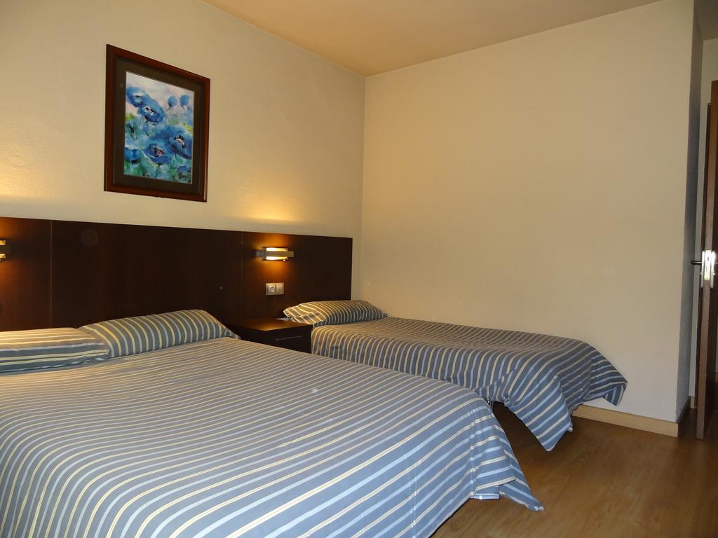 מלון אנדורה לה ולה Hostal Cal Forner חדר תמונה