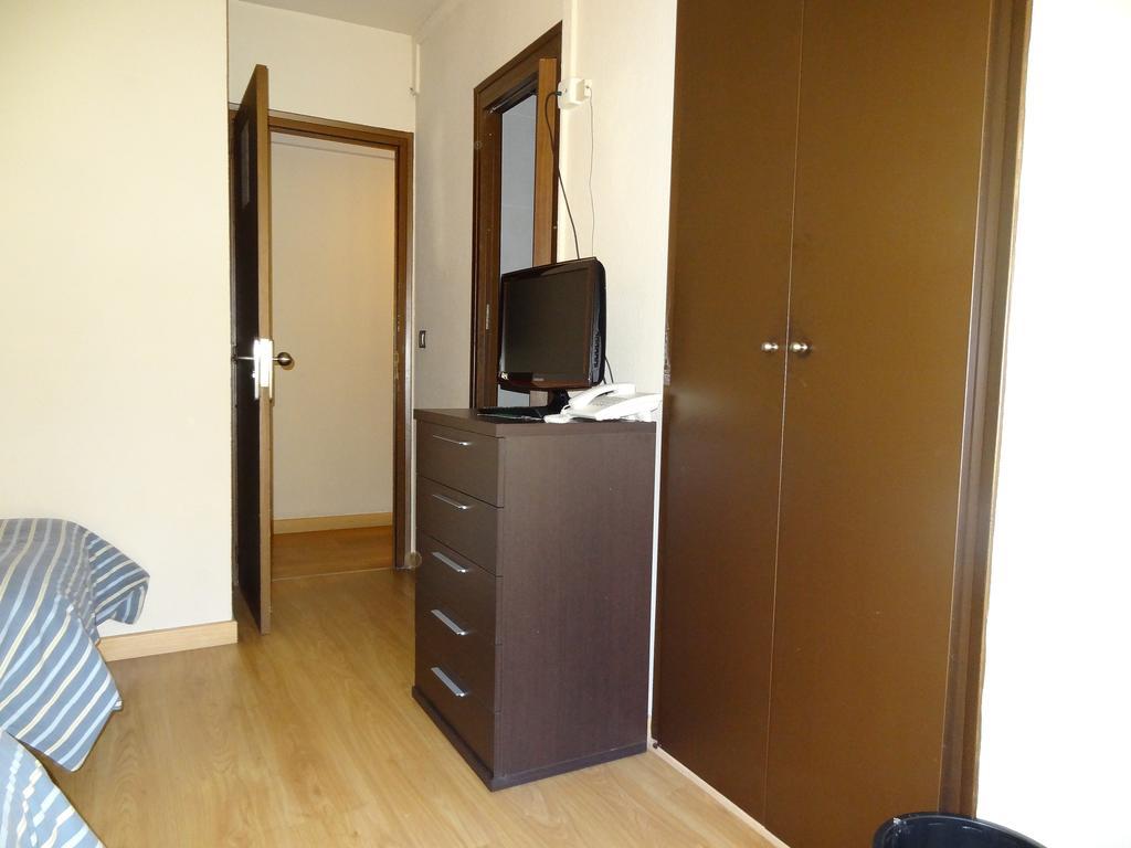 מלון אנדורה לה ולה Hostal Cal Forner חדר תמונה